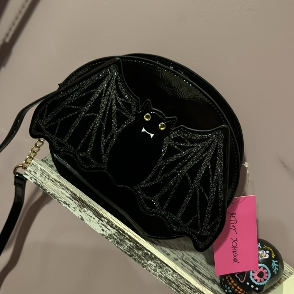 Betsey Johnson black bat Kitsch, Crossbody bag - Picture 3 of 8